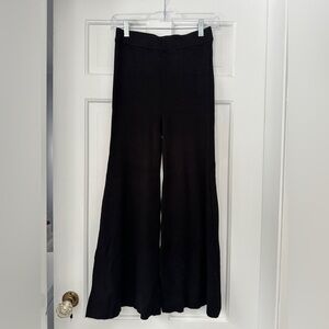 House of Harlow 1960 Black Ribbed Flared Sweater Pants in Size Extra Small